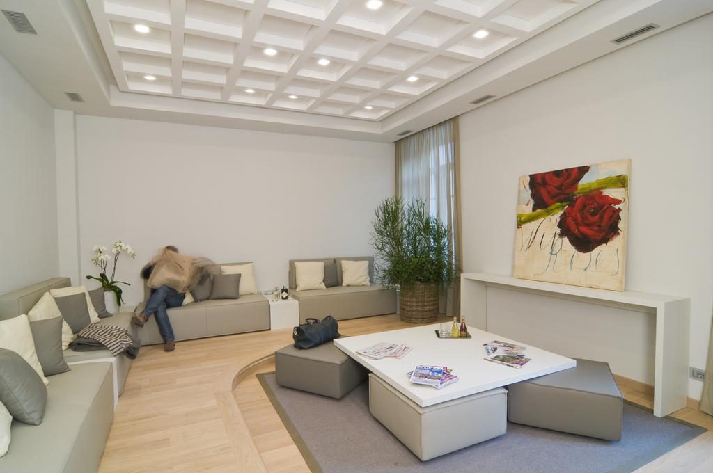 Hotel Di Varese Exterior photo