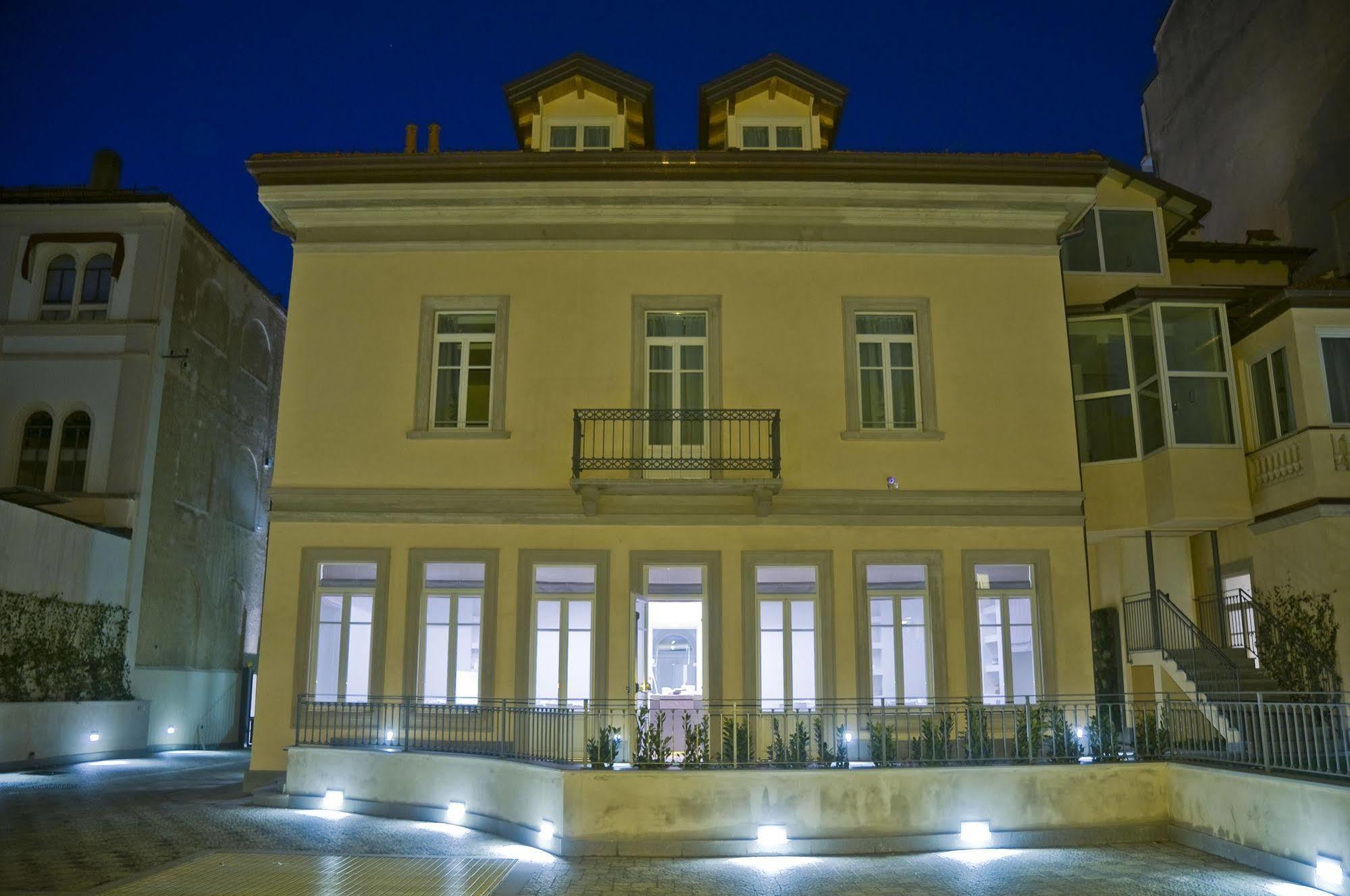 Hotel Di Varese Exterior photo