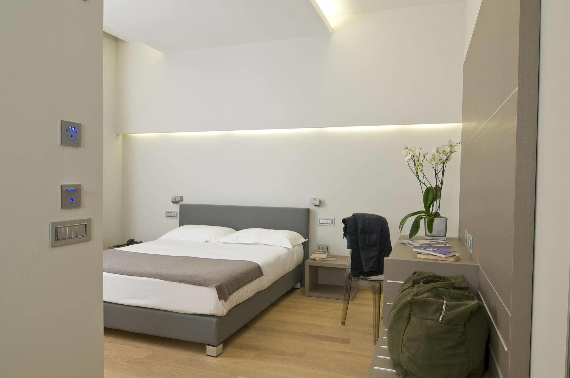 Hotel Di Varese Exterior photo